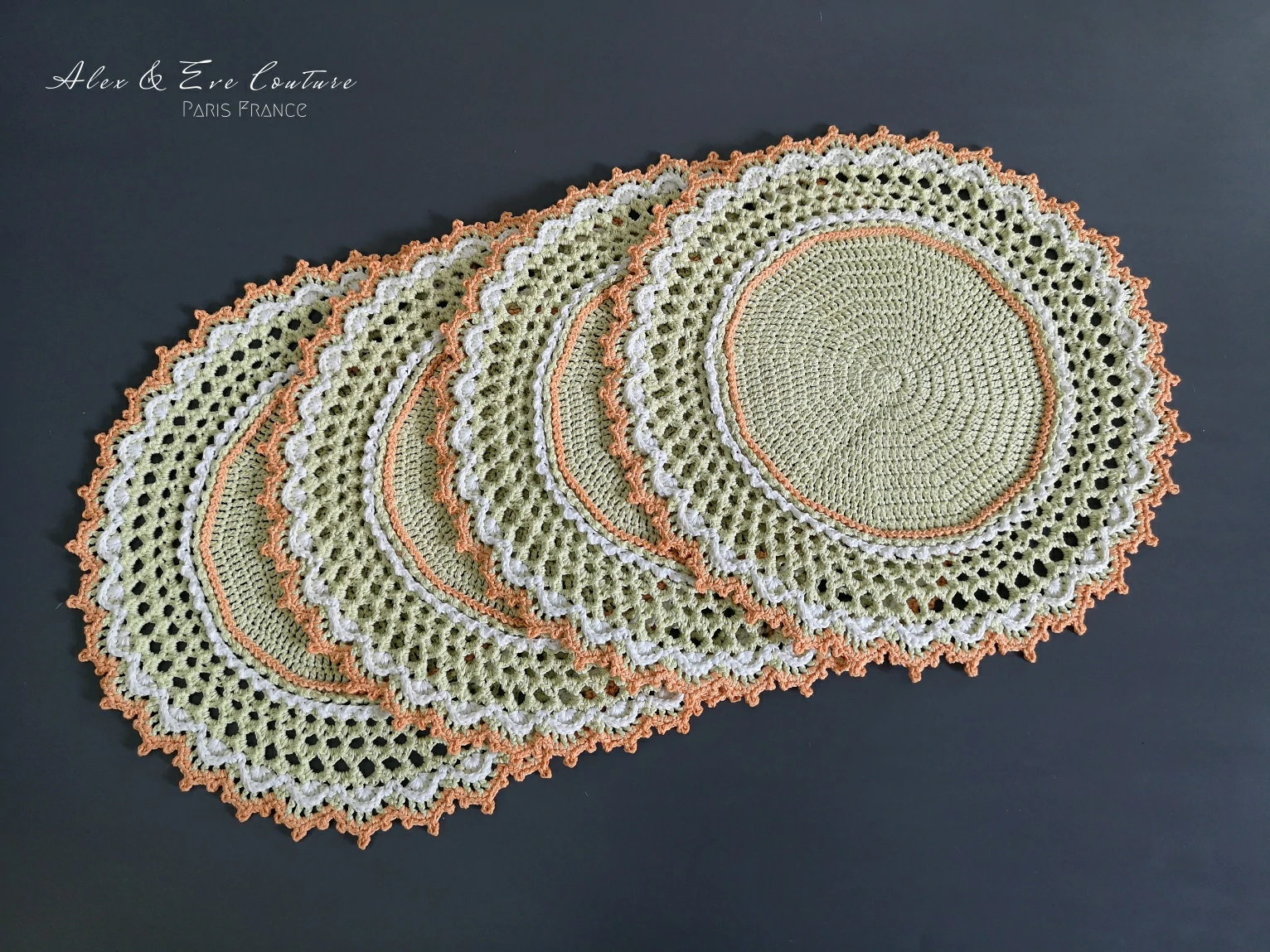 two-color-crochet-table-mats-set13