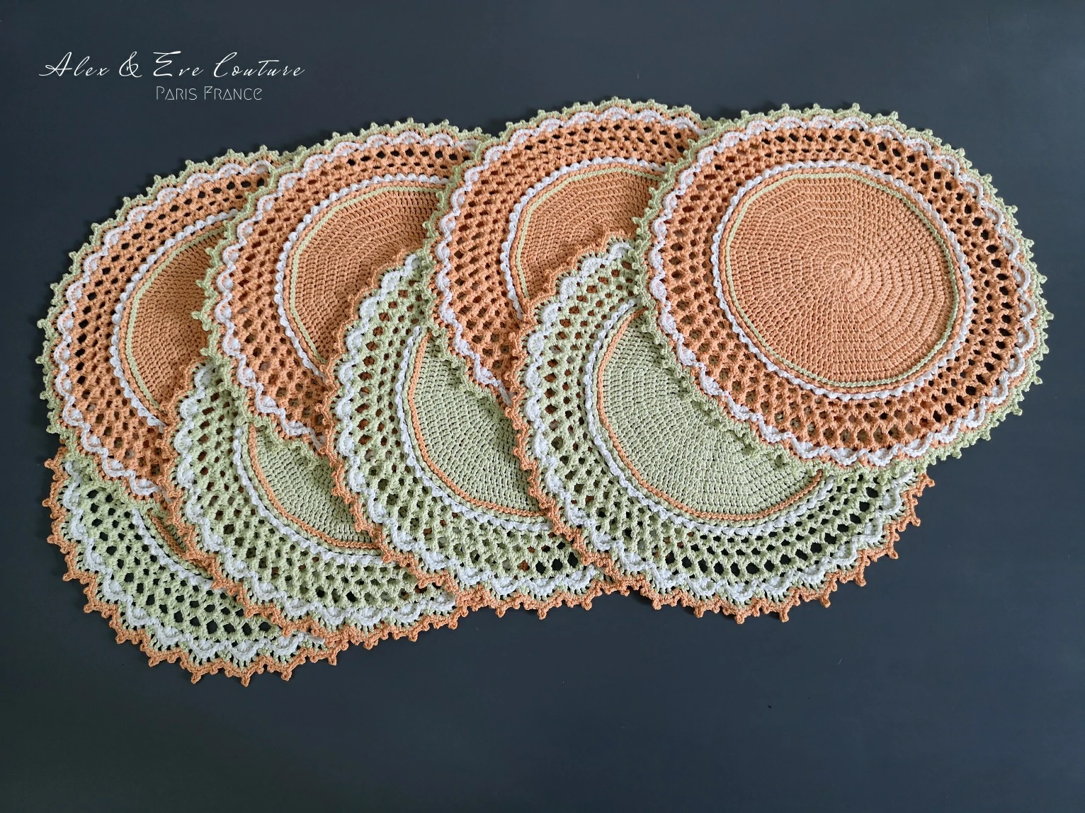 two-color-crochet-table-mats-set15